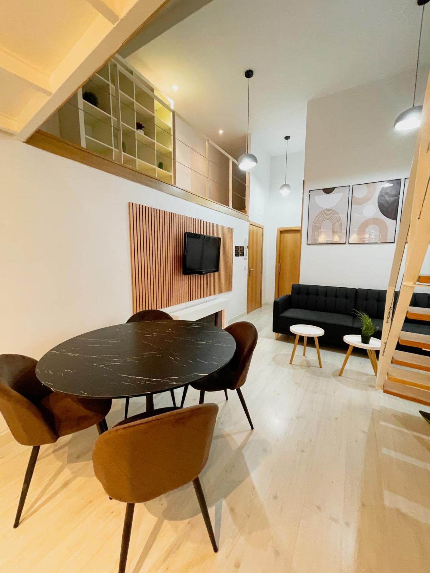 דירות מדריד Carretas Duplex Interior מראה חיצוני תמונה