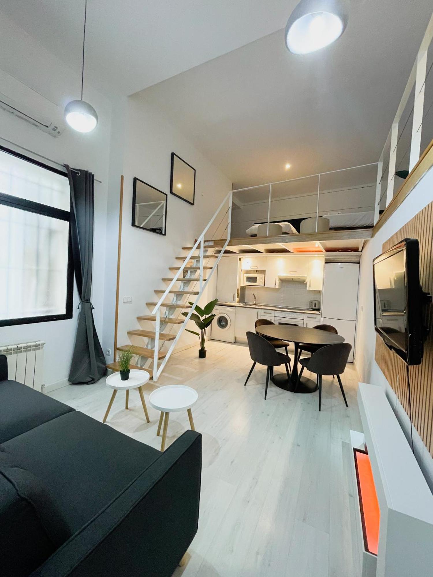 דירות מדריד Carretas Duplex Interior מראה חיצוני תמונה